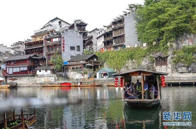 西藏林芝市：加强未成年人思想道德建设 护航未成年人健康成长