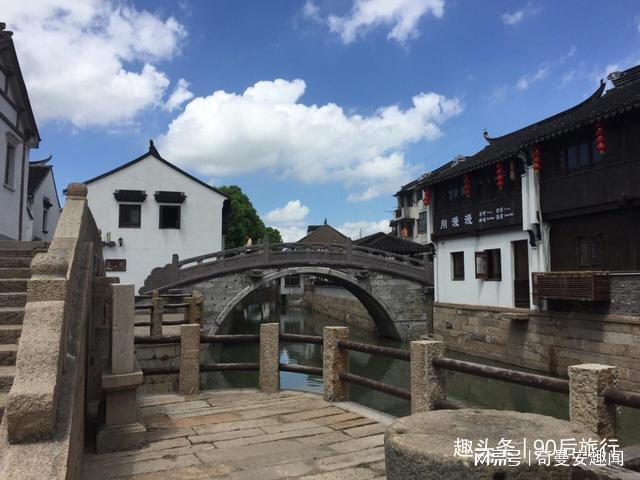 废弃洞穴逃生